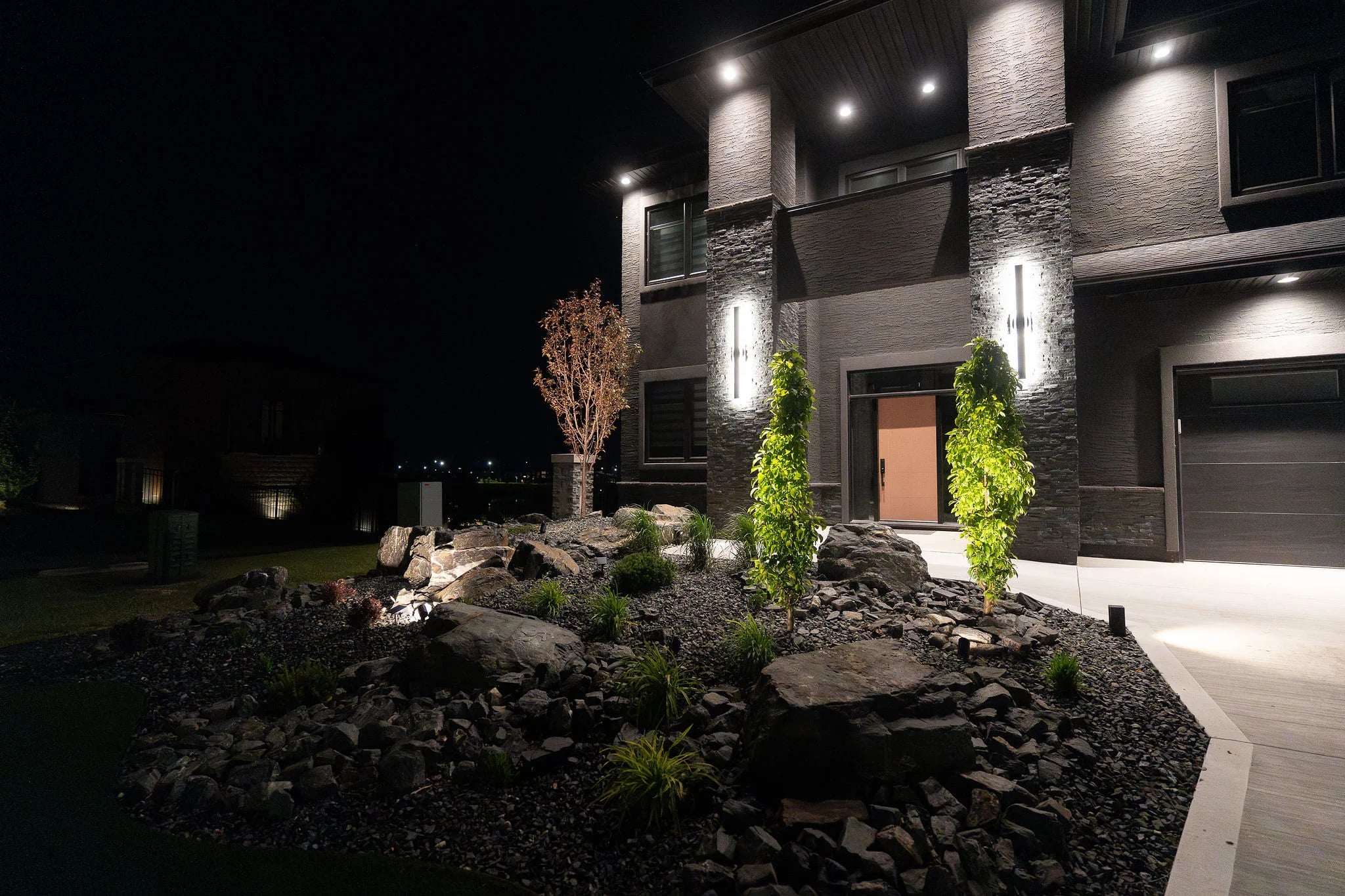 Gallery image 2 for Landscape Lighting – Bridgewater Trails